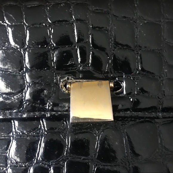 🌟Host Pick🌟VINTAGE 90’s Black Croc Crossbody Bag 🐊 - Picture 4 of 12